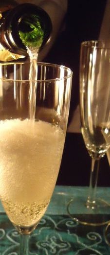 Upphällning av Champagne